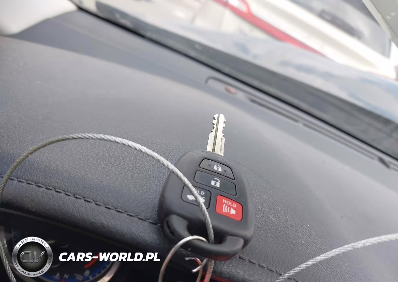 2018 Toyota Corolla Le VIN:5YFBURHE5JP850957 - 11