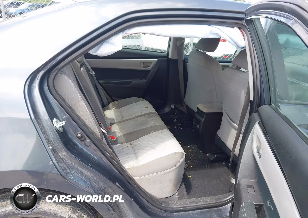 2018 Toyota Corolla Le VIN:5YFBURHE5JP850957 - 8