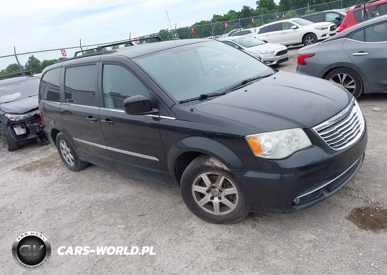 2011 Chrysler Town & Country Touring