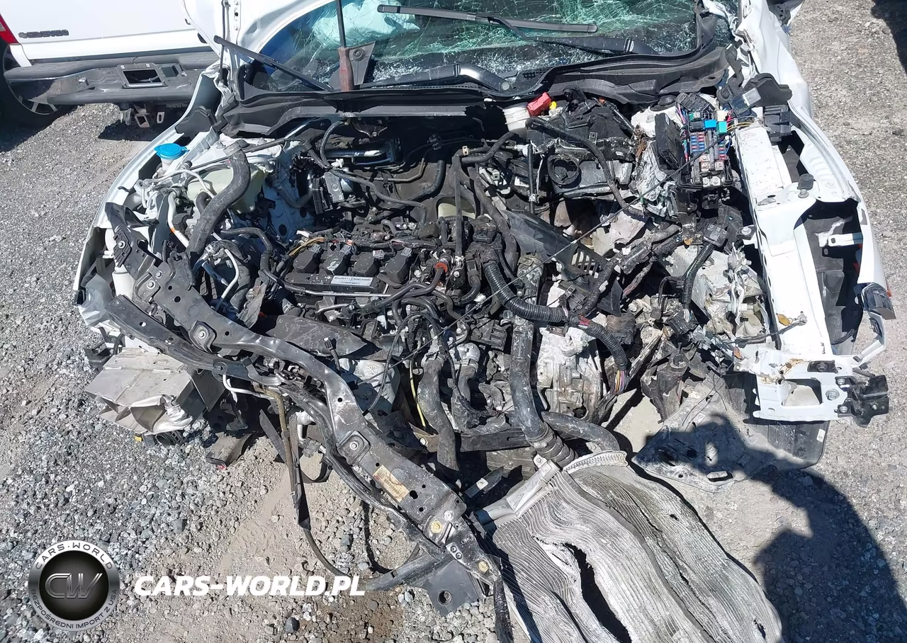 2020 Honda Civic Touring VIN:2HGFC3B90LH353239 - 10