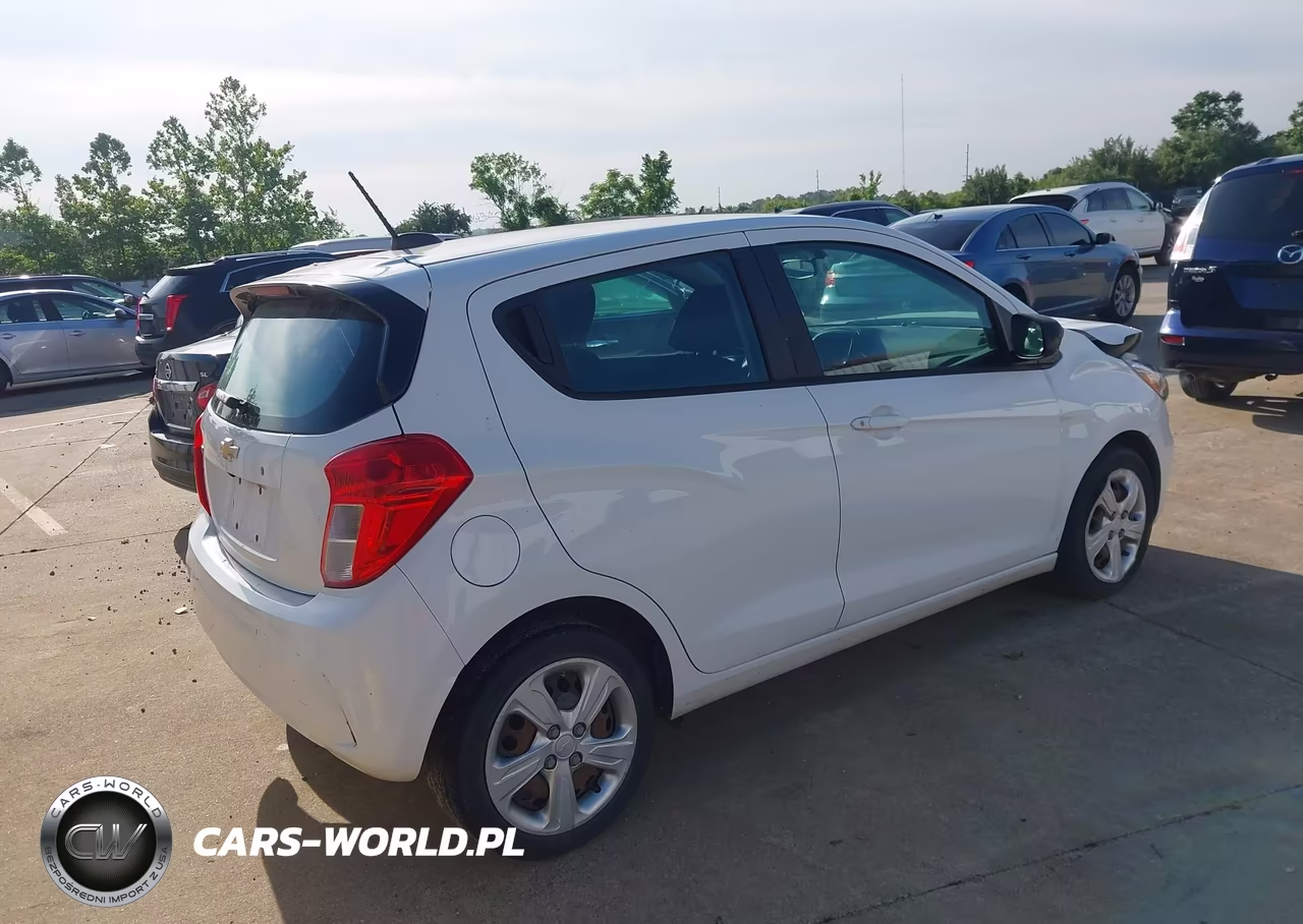 2019 Chevrolet Spark Ls Cvt VIN:KL8CB6SA9KC736185 - 4
