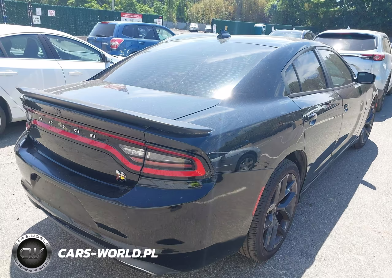 2015 Dodge Charger R-T VIN:2C3CDXCT8FH754630 - 4