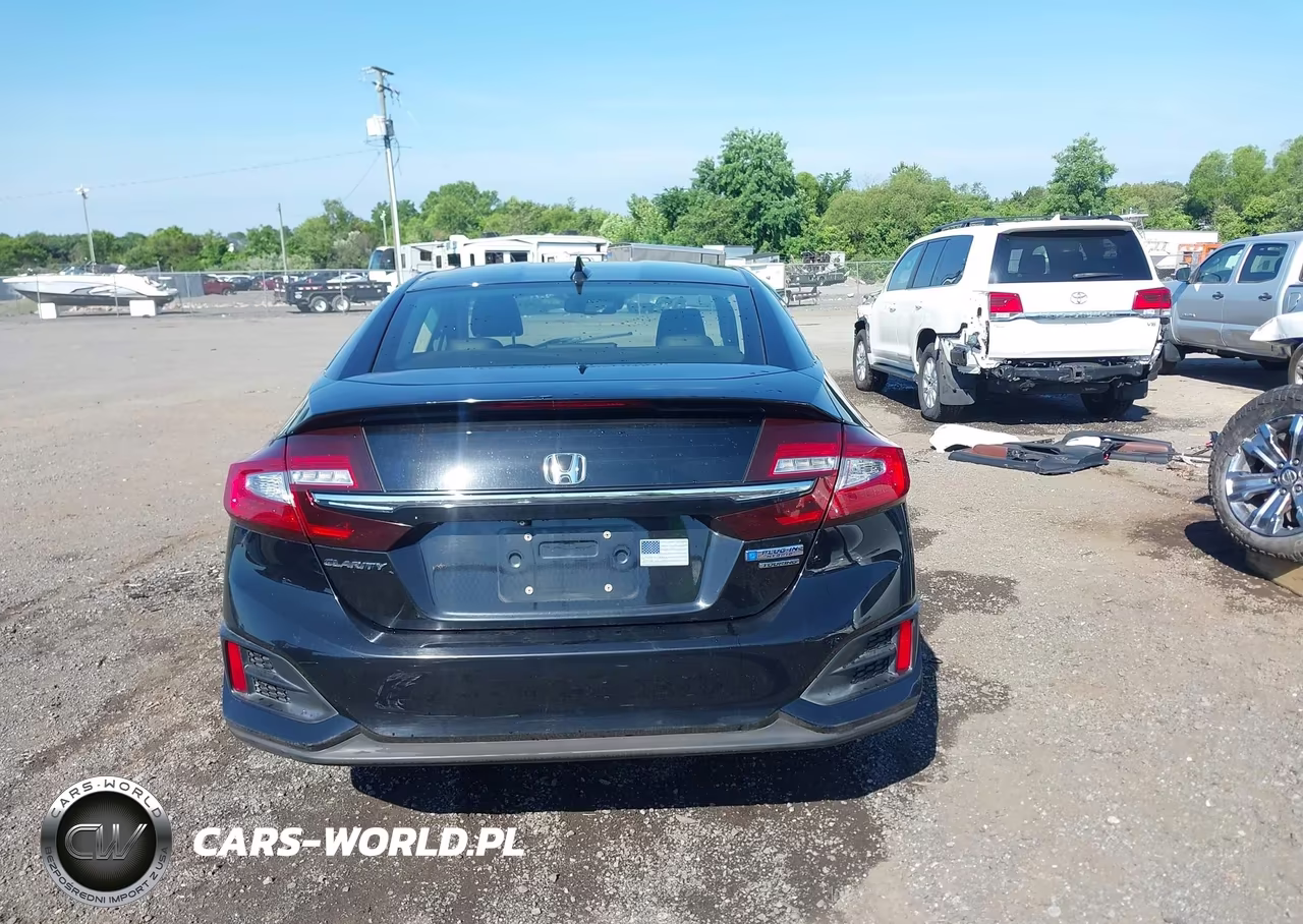 2018 Honda Clarity Plug-In Hybrid Touring VIN:JHMZC5F33JC003938 - 17