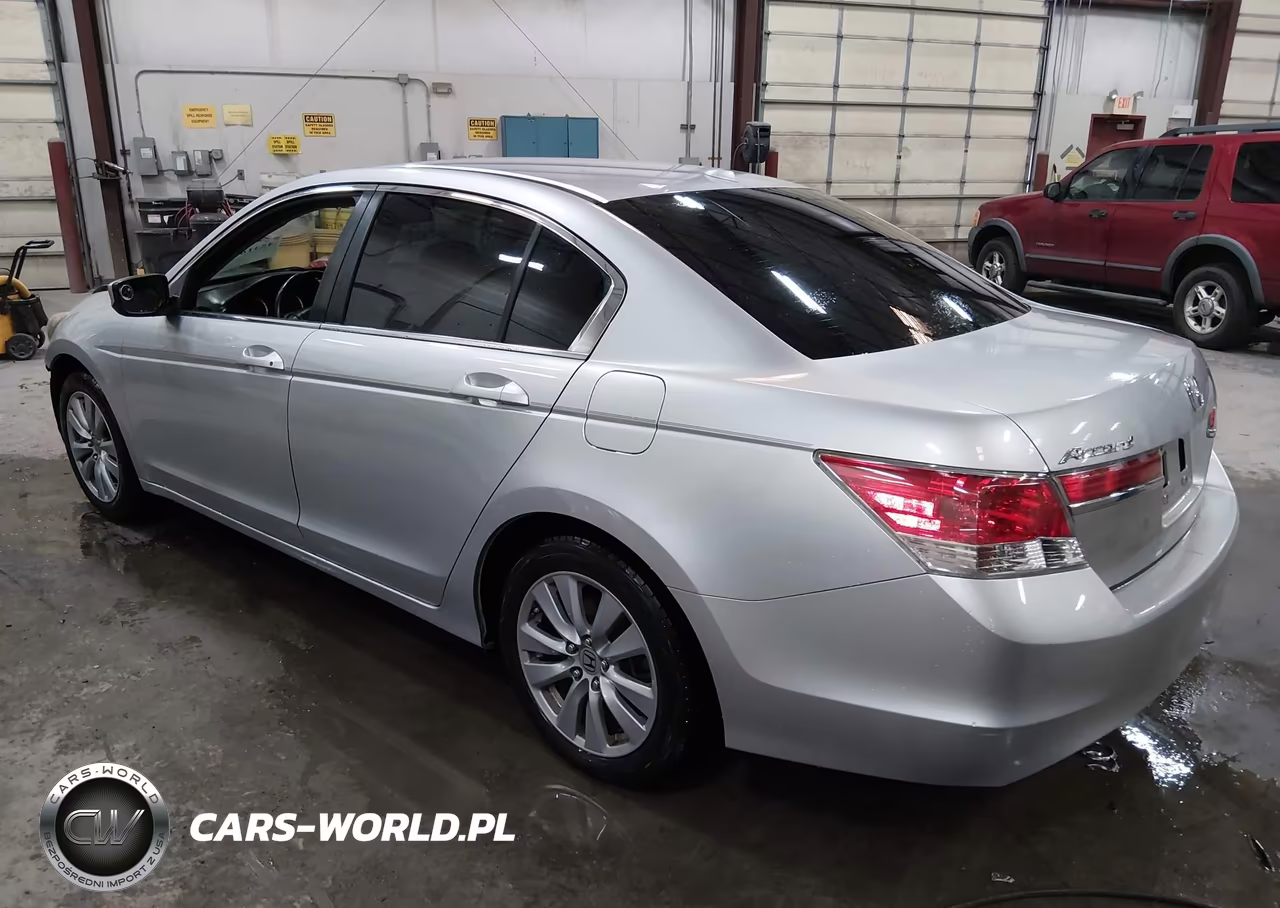 2011 Honda Accord 2.4 Ex-L VIN:1HGCP2F84BA003564 - 3