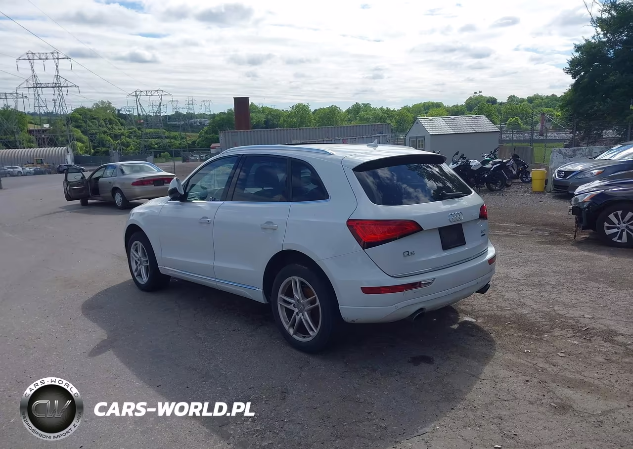 2016 Audi Q5 2.0T Premium VIN:WA1L2AFP3GA093581 - 3