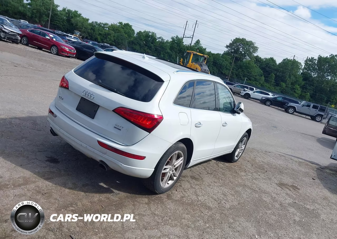 2016 Audi Q5 2.0T Premium VIN:WA1L2AFP3GA093581 - 4
