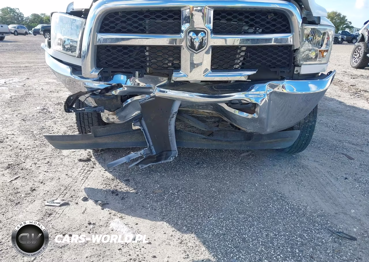 2017 Ram 3500 Chassis Tradesman-Slt-Laramie VIN:3C7WRTCL8HG515118 - 11