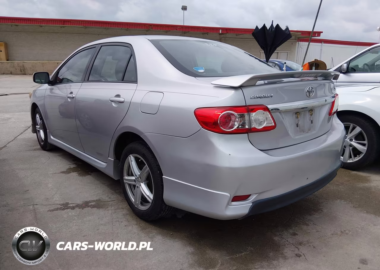 2011 Toyota Corolla S VIN:2T1BU4EE1BC564032 - 3