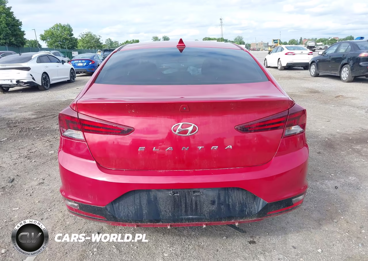 2019 Hyundai Elantra Sel VIN:5NPD84LF2KH415201 - 16