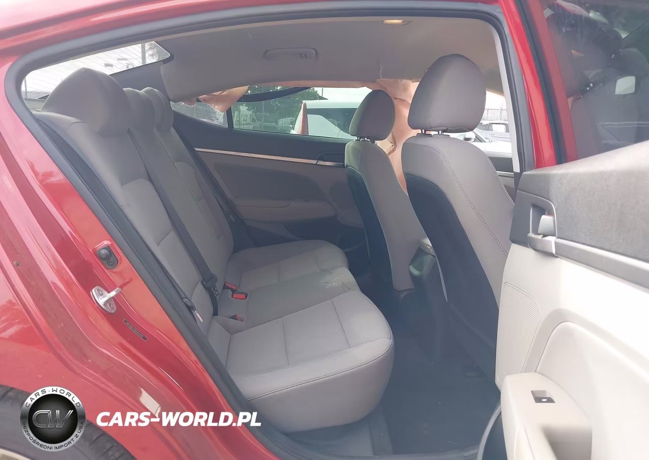 2019 Hyundai Elantra Sel VIN:5NPD84LF2KH415201 - 8