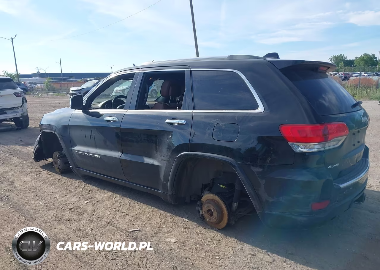 2020 Jeep Grand Cherokee Overland 4X4 VIN:1C4RJFCG6LC211352 - 3