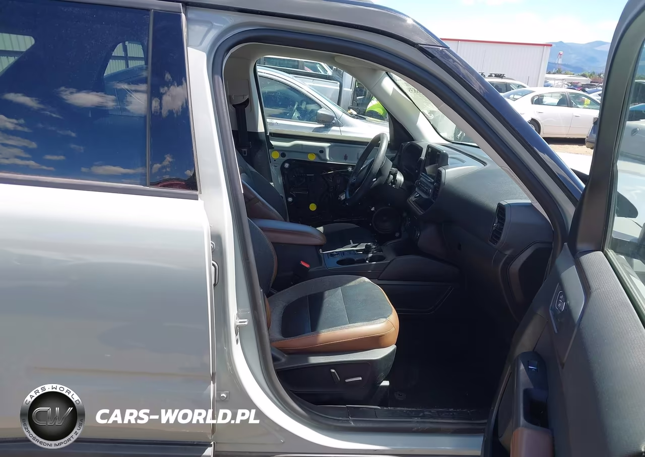 2021 Ford Bronco Sport Outer Banks VIN:3FMCR9C67MRA49544 - 5