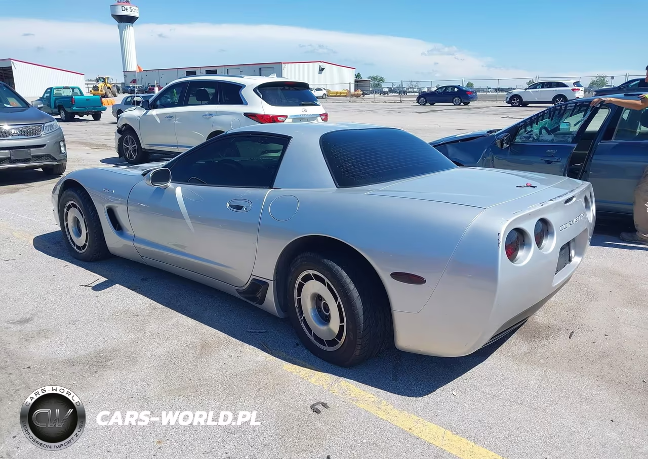 2002 Chevrolet Corvette Z06 Hardtop VIN:1G1YY12S825108137 - 3