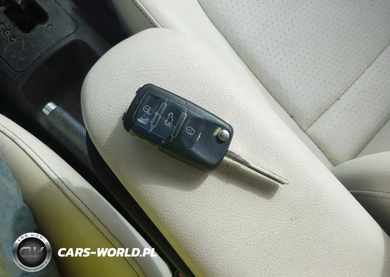 2007 Volkswagen New Beetle Triple White VIN:3VWFF31Y97M419662 - 11
