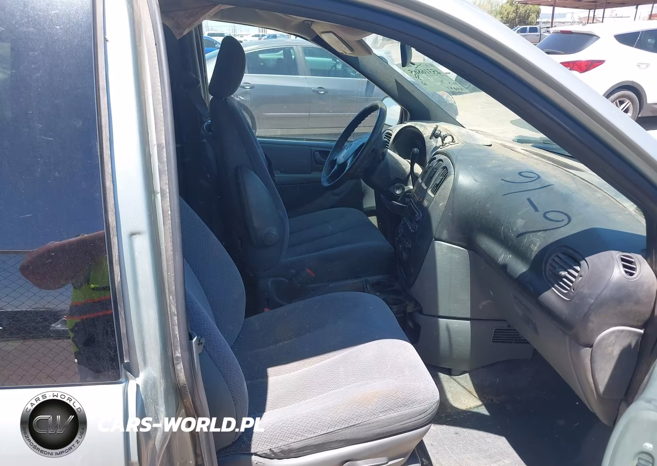 2004 Dodge Caravan Sxt VIN:1D8GP45R14B546326 - 5