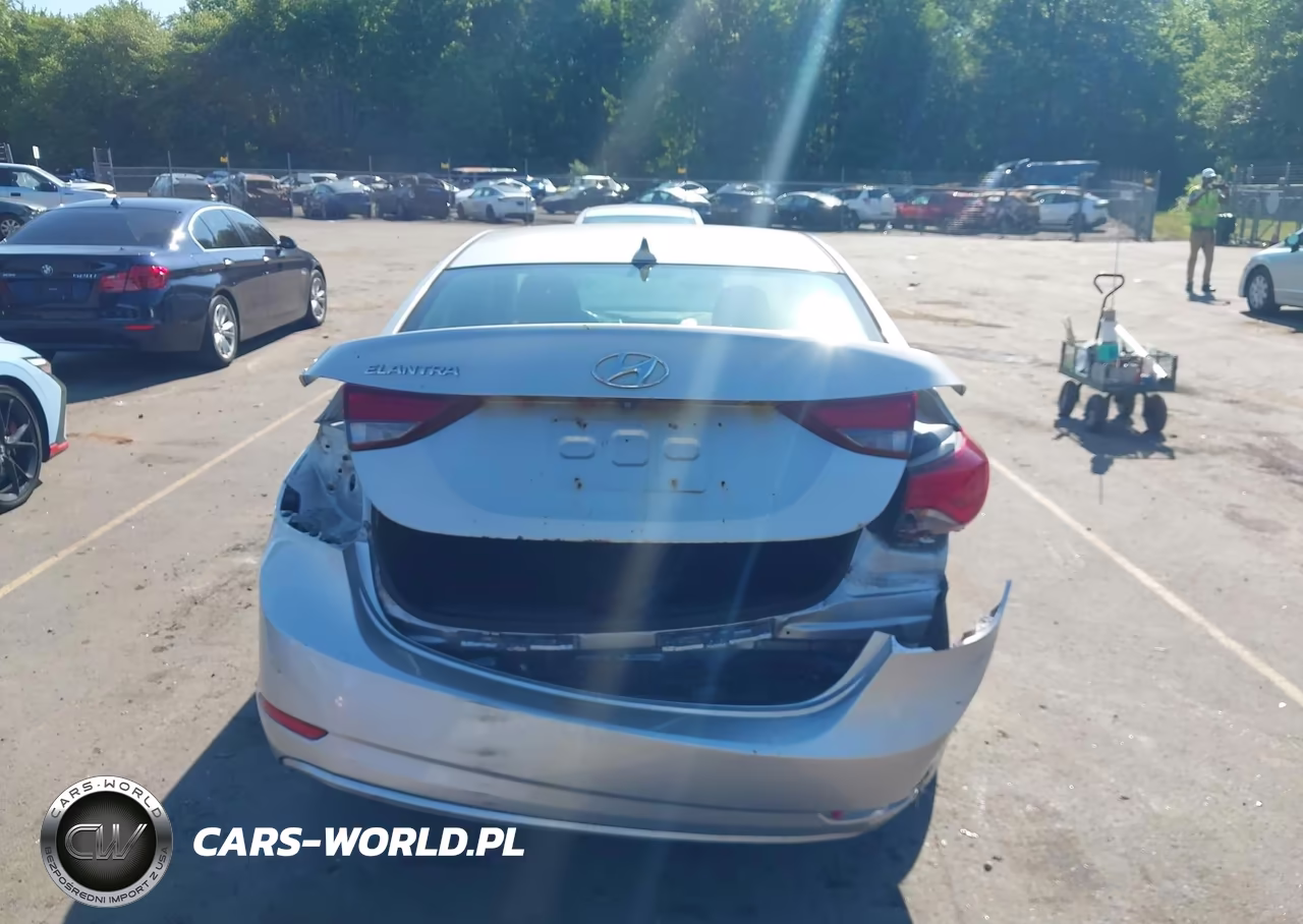 2015 Hyundai Elantra Se VIN:5NPDH4AE9FH594921 - 16
