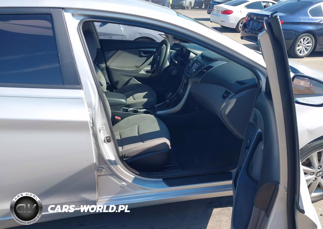 2015 Hyundai Elantra Se VIN:5NPDH4AE9FH594921 - 5