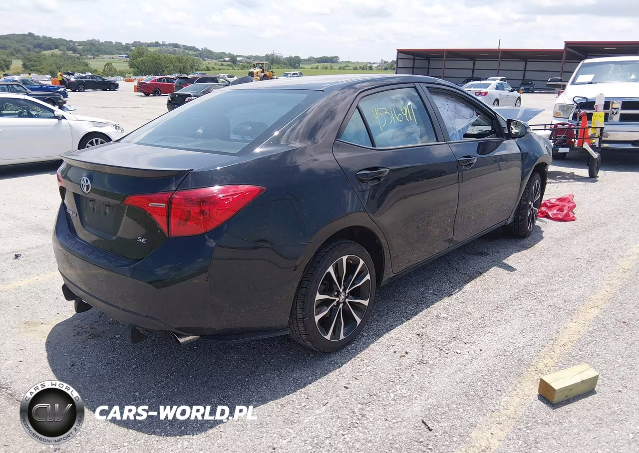 2019 Toyota Corolla Se VIN:5YFBURHE1KP896030 - 4