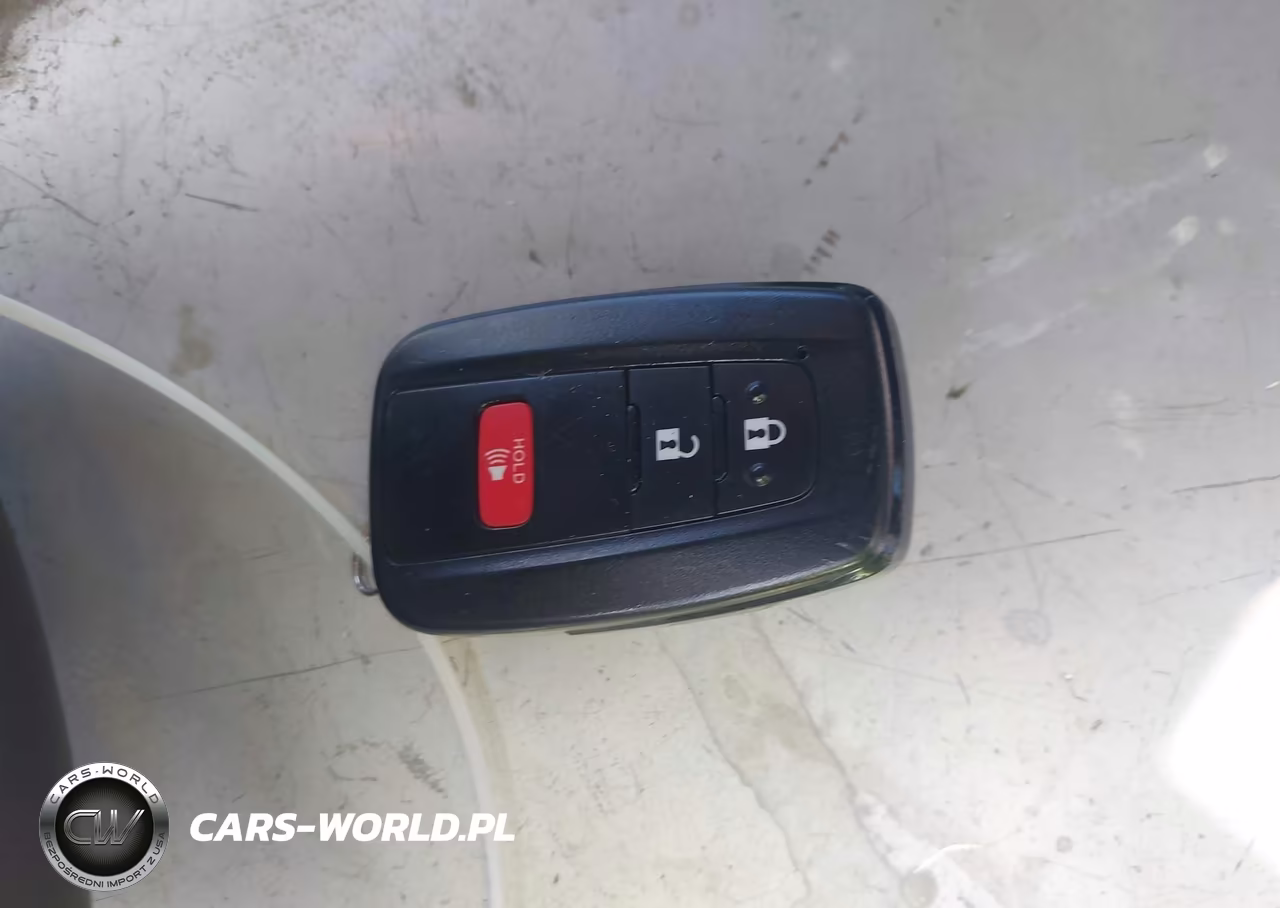 2016 Toyota Prius Four Touring VIN:JTDKARFU5G3519946 - 11