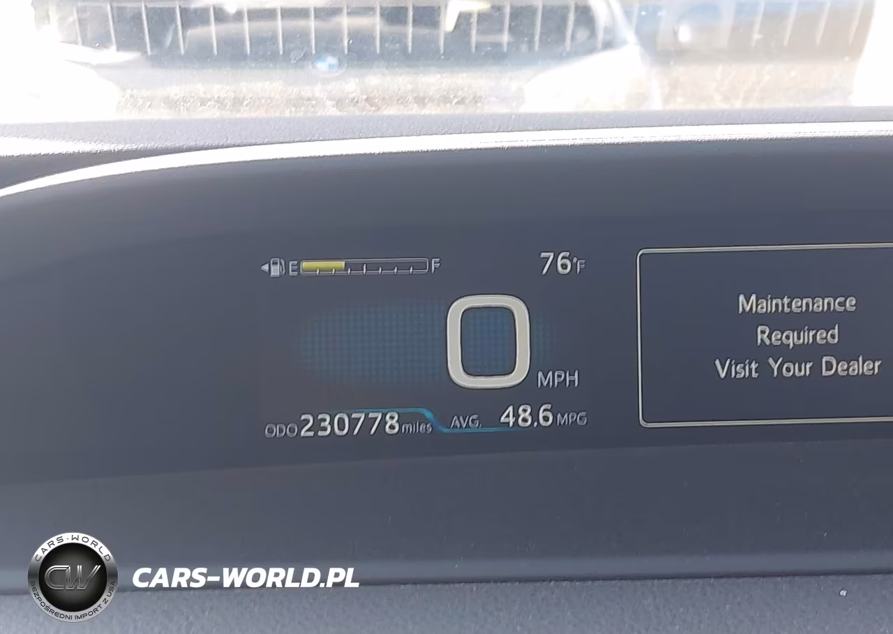 2016 Toyota Prius Four Touring VIN:JTDKARFU5G3519946 - 15