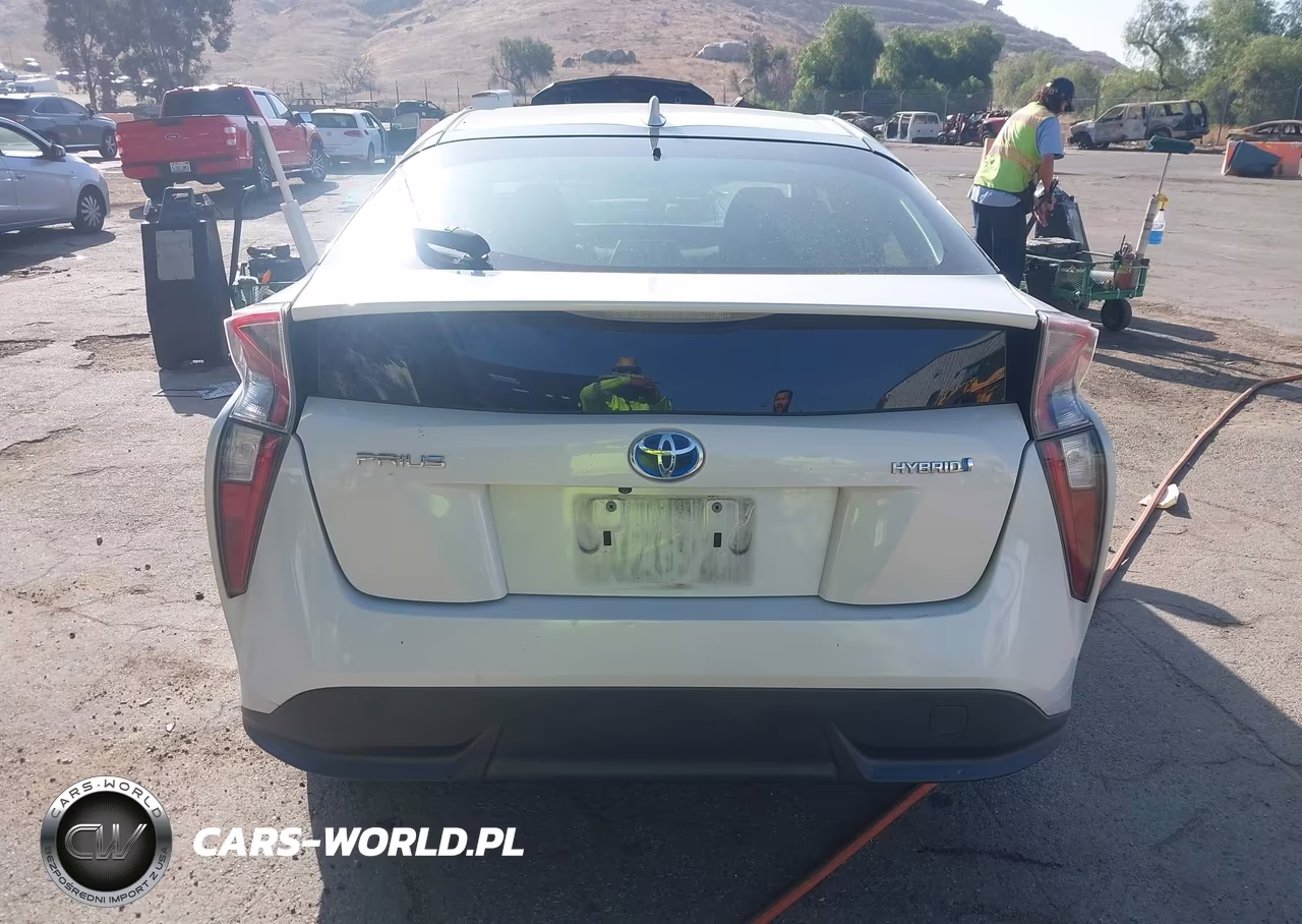 2016 Toyota Prius Four Touring VIN:JTDKARFU5G3519946 - 16