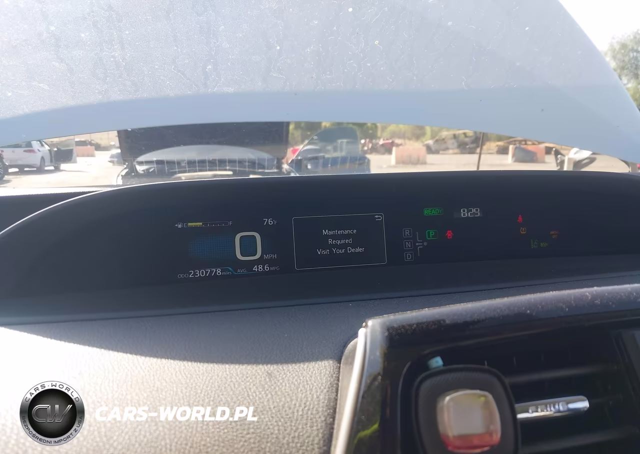 2016 Toyota Prius Four Touring VIN:JTDKARFU5G3519946 - 7