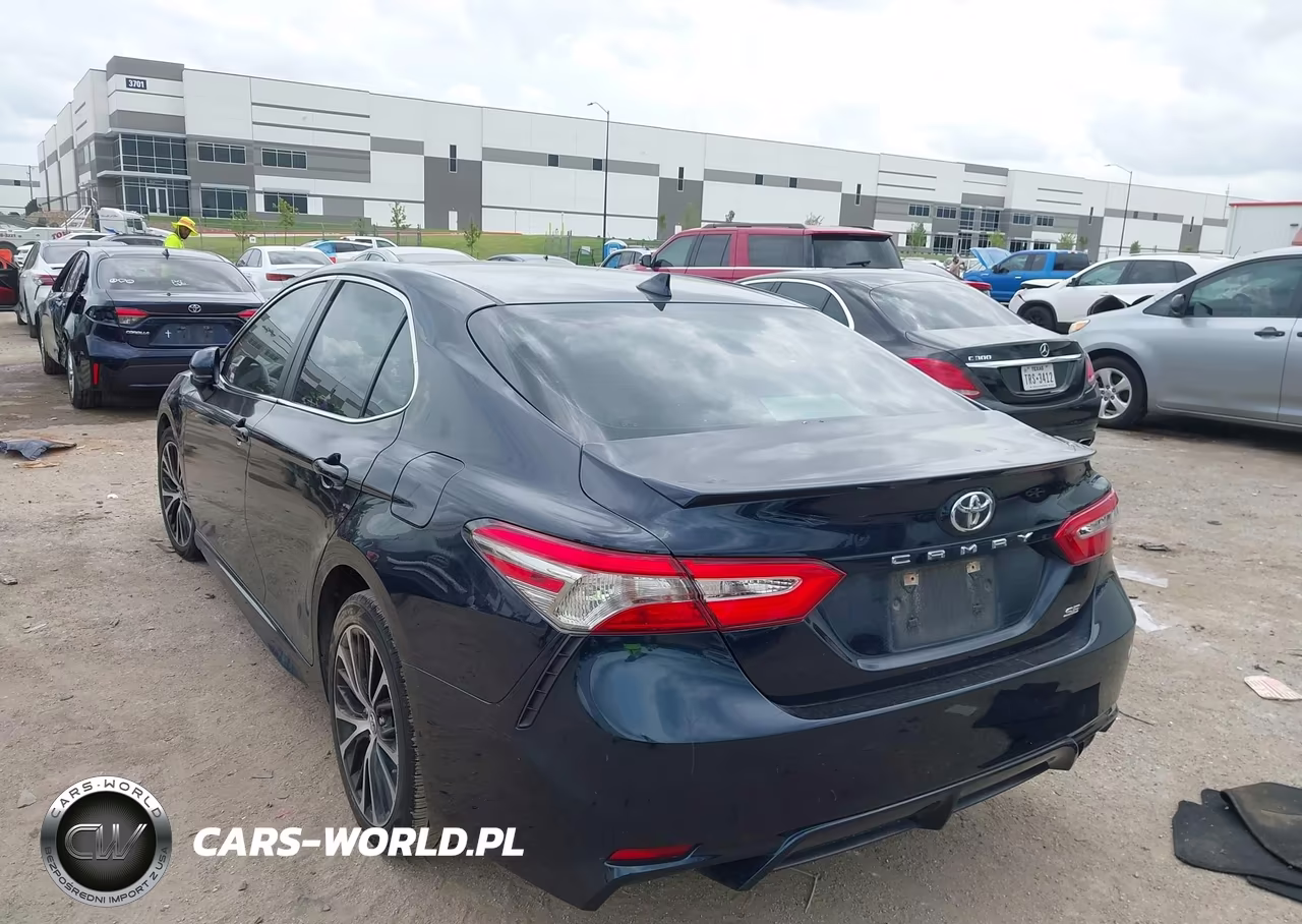 2019 Toyota Camry Se VIN:4T1B11HK8KU781617 - 3