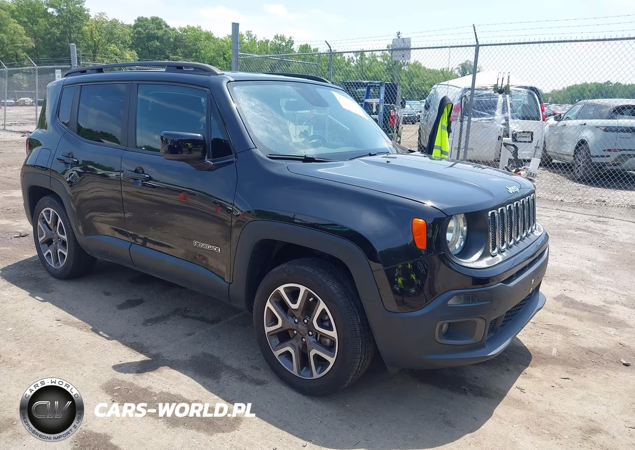 2017 Jeep Renegade Latitude 4X4 – zdjęcie 1 z 19