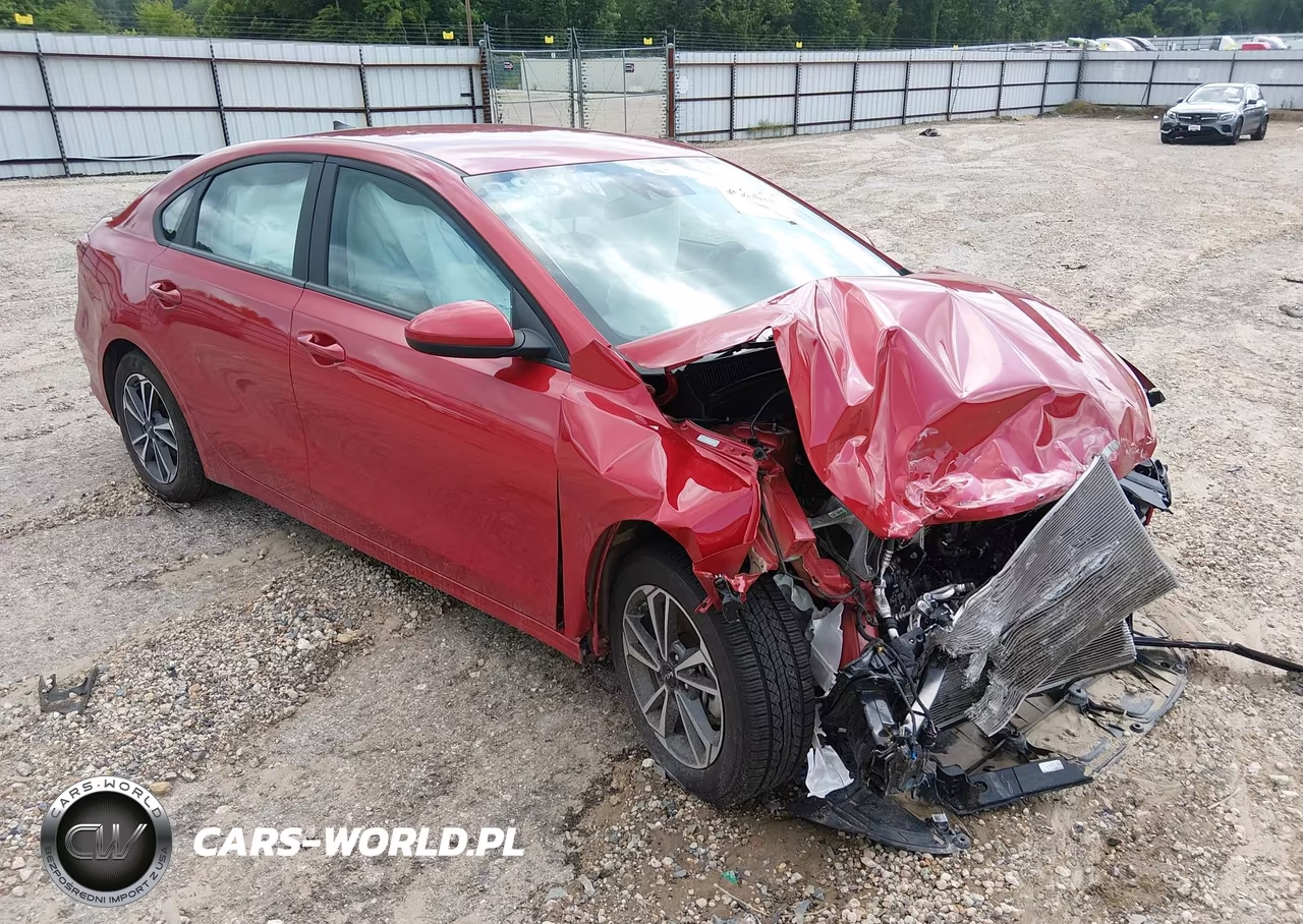 2024 Kia Forte Lxs – zdjęcie 1 z 15