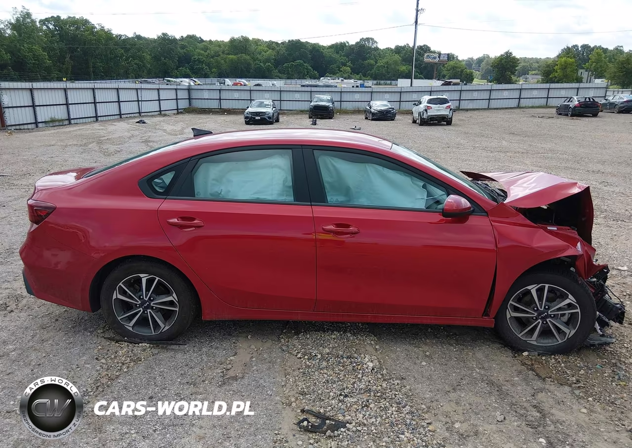 2024 Kia Forte Lxs VIN:3KPF24AD6RE836672 - 12