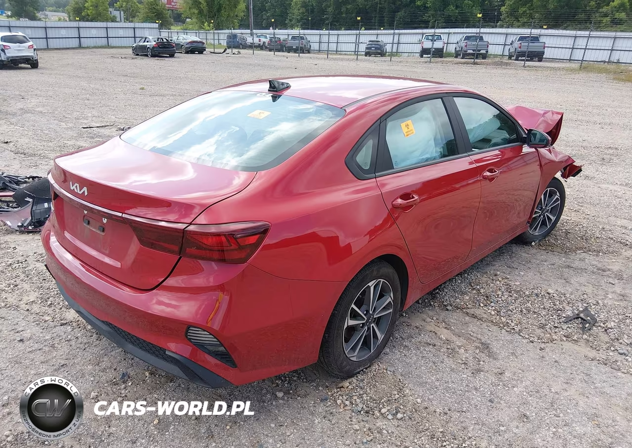 2024 Kia Forte Lxs VIN:3KPF24AD6RE836672 - 4