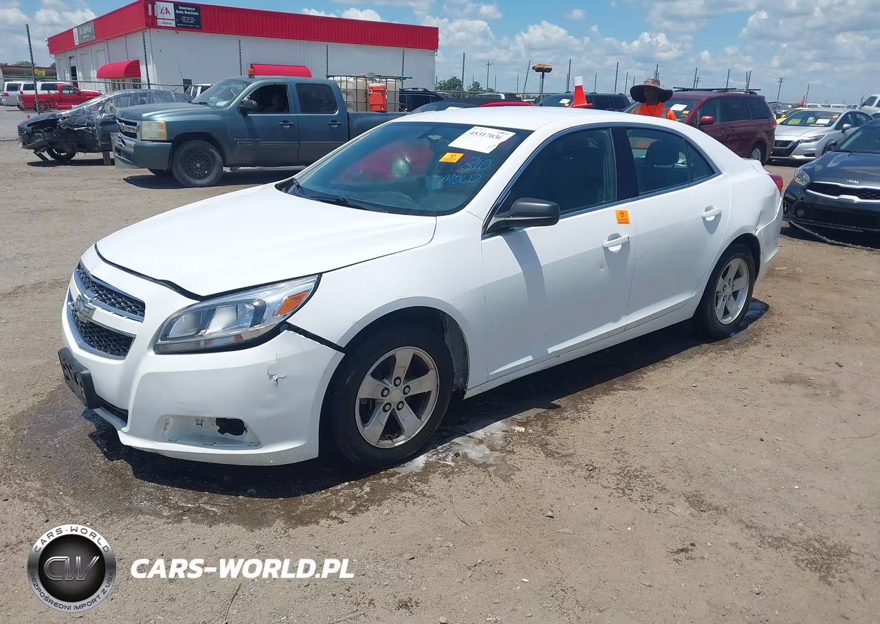 2013 Chevrolet Malibu 1Ls VIN:1G11B5SA2DF319784 - 2