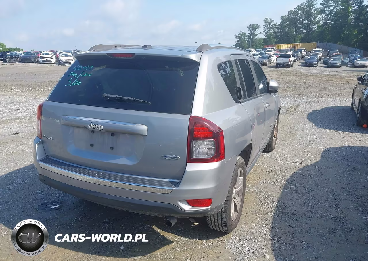 2016 Jeep Compass High Altitude Edition VIN:1C4NJDEB2GD588121 - 4