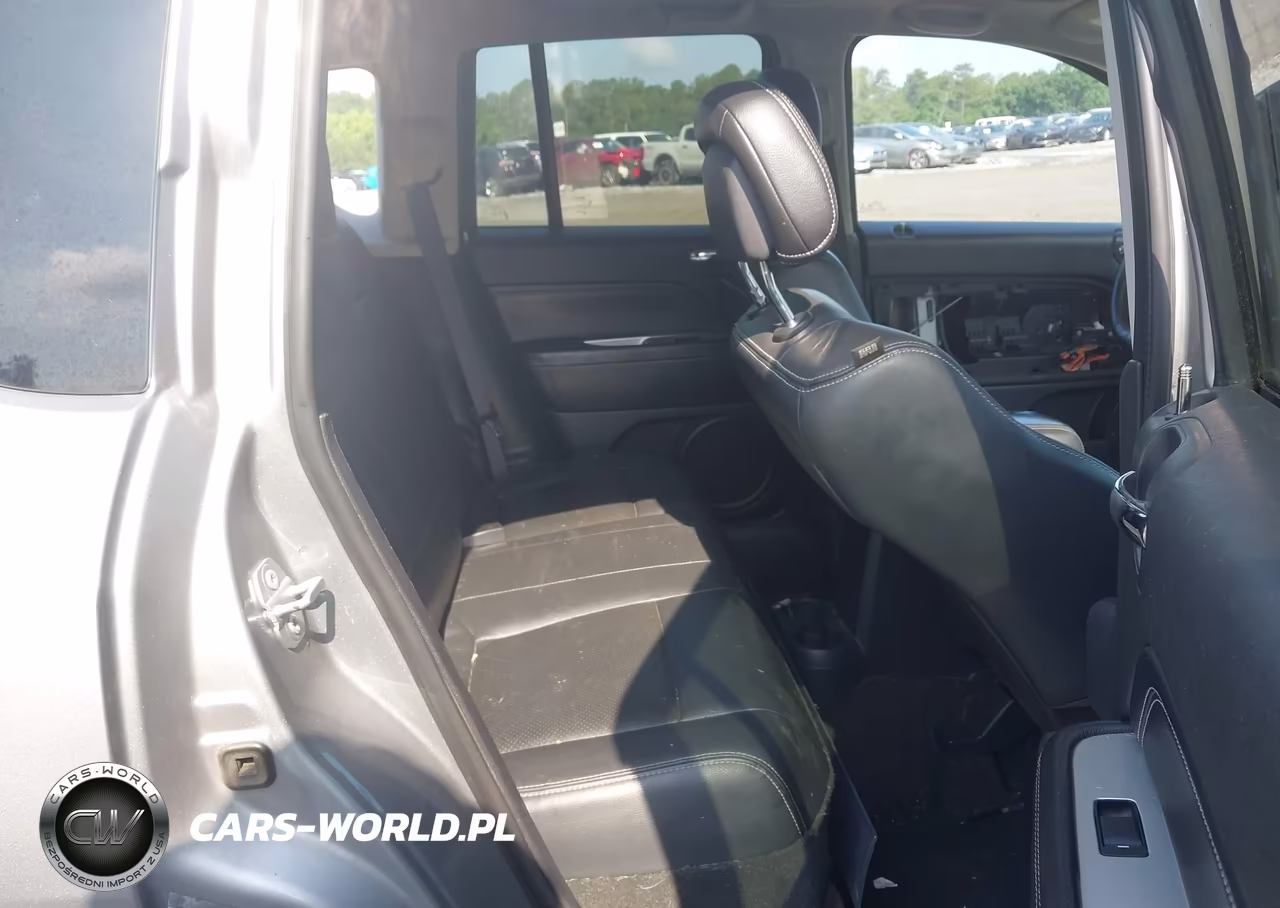 2016 Jeep Compass High Altitude Edition VIN:1C4NJDEB2GD588121 - 8