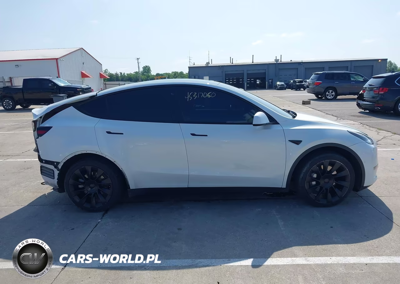 2020 Tesla Model Y Long Range Dual Motor All-Wheel Drive VIN:5YJYGDEE4LF014337 - 14