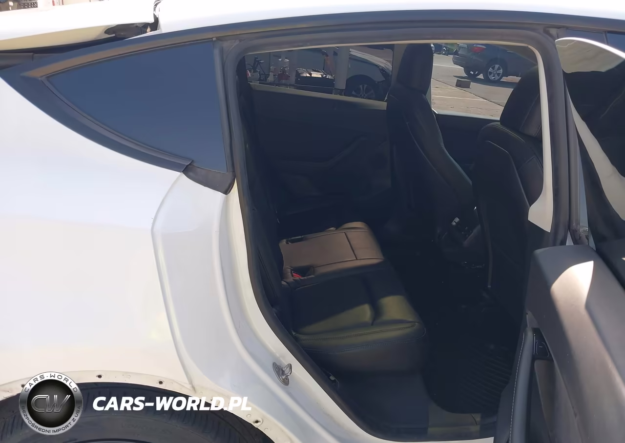 2020 Tesla Model Y Long Range Dual Motor All-Wheel Drive VIN:5YJYGDEE4LF014337 - 8
