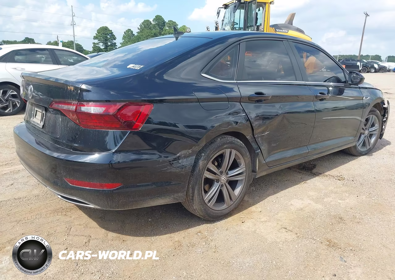 2021 Volkswagen Jetta VIN:3VWC57BUXMM089275 - 4