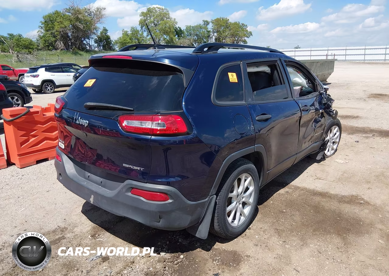 2016 Jeep Cherokee Sport VIN:1C4PJMAB8GW192990 - 4