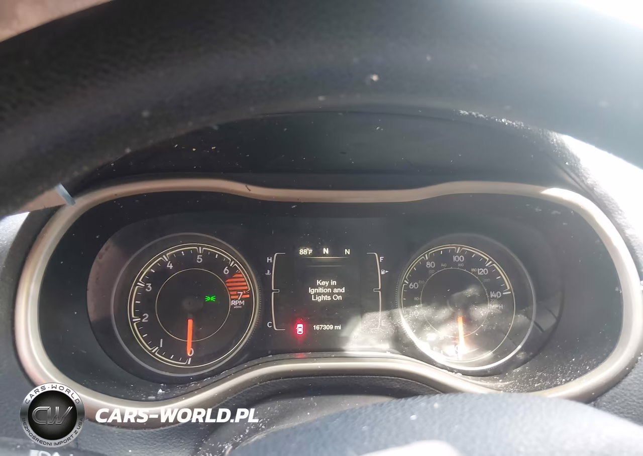 2016 Jeep Cherokee Sport VIN:1C4PJMAB8GW192990 - 7