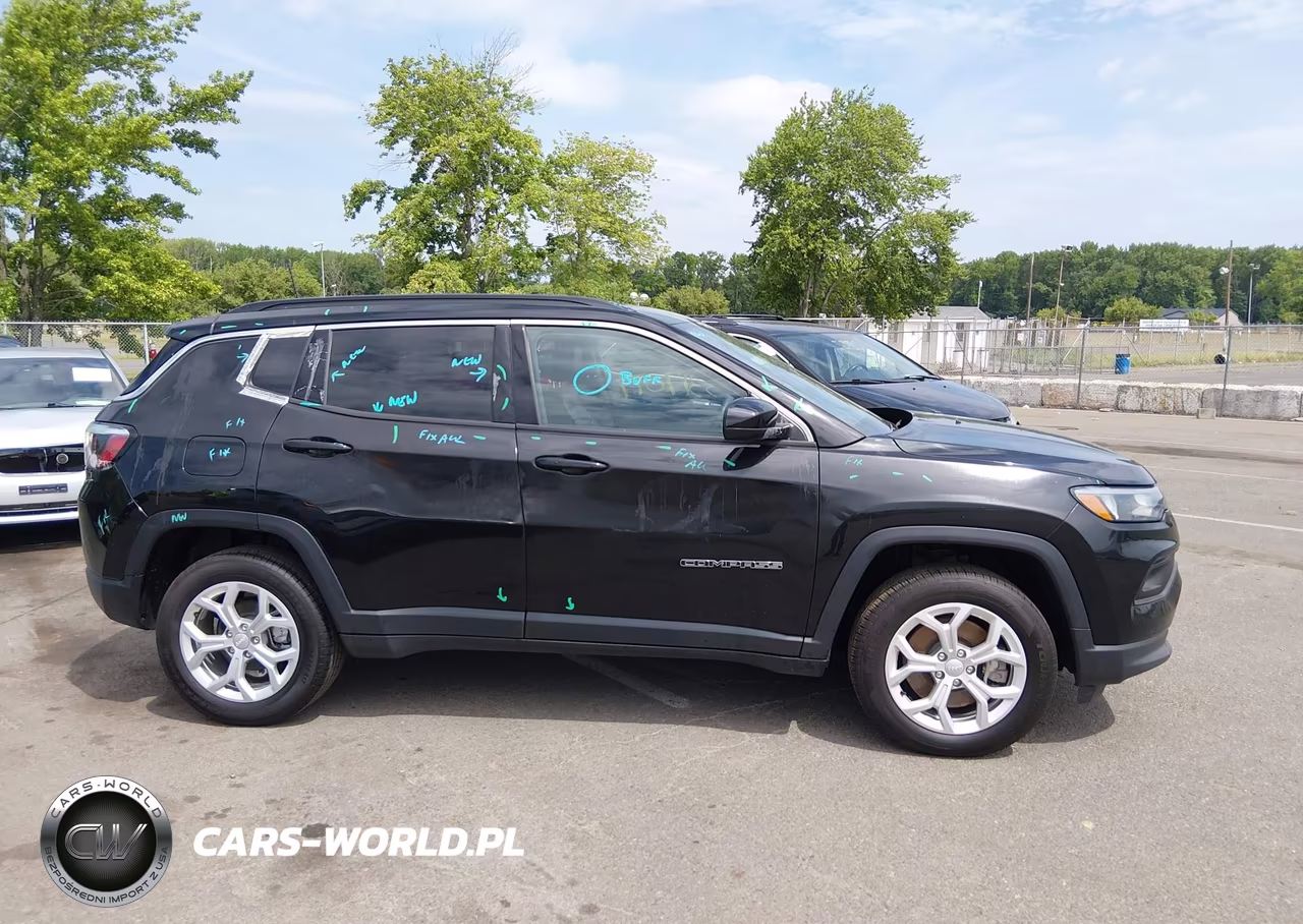 2024 Jeep Compass Latitude 4X4 VIN:3C4NJDBN8RT119594 - 13