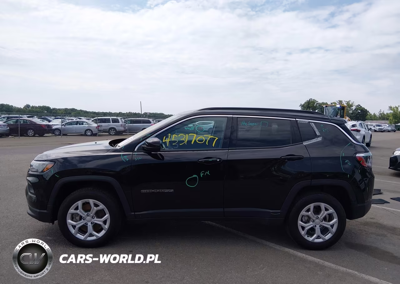 2024 Jeep Compass Latitude 4X4 VIN:3C4NJDBN8RT119594 - 14