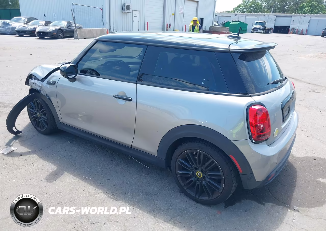 2024 Mini Se Hardtop Cooper VIN:WMW13DJ06R2V13205 - 3