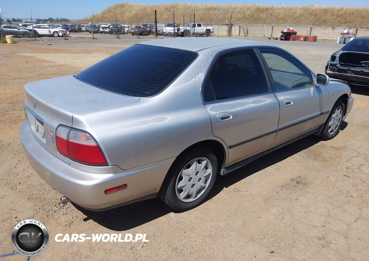 1997 Honda Accord Lx VIN:JHMCD5638VC004219 - 4