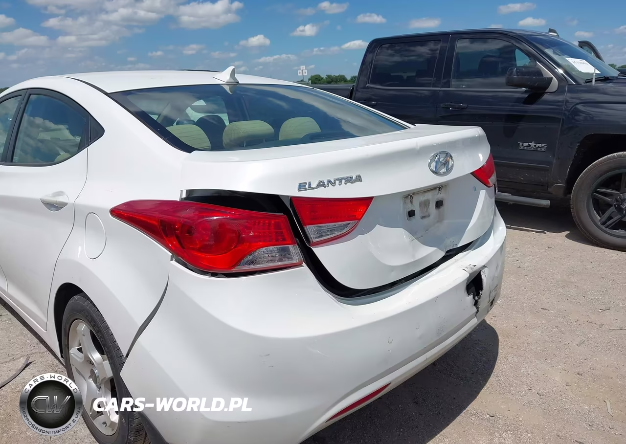 2013 Hyundai Elantra Gls VIN:5NPDH4AE3DH163178 - 6