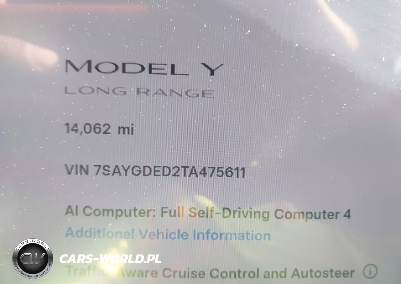 2026 Tesla Model Y VIN:7SAYGDED2TA475611 - 15