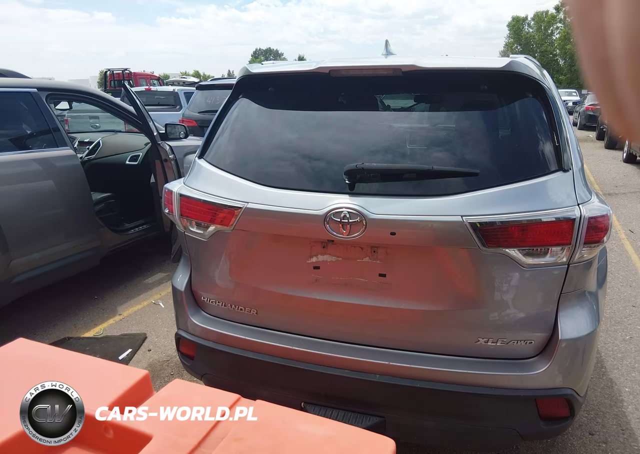 2016 Toyota Highlander Xle V6 VIN:5TDJKRFHXGS352316 - 17