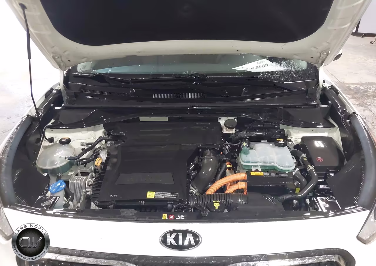 2018 Kia Niro Fe VIN:KNDCB3LC2J5140411 - 10