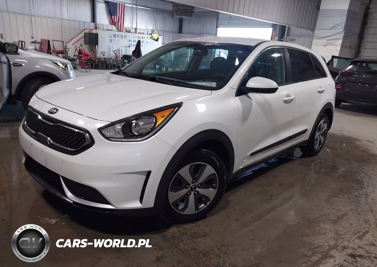 2018 Kia Niro Fe VIN:KNDCB3LC2J5140411 - 2
