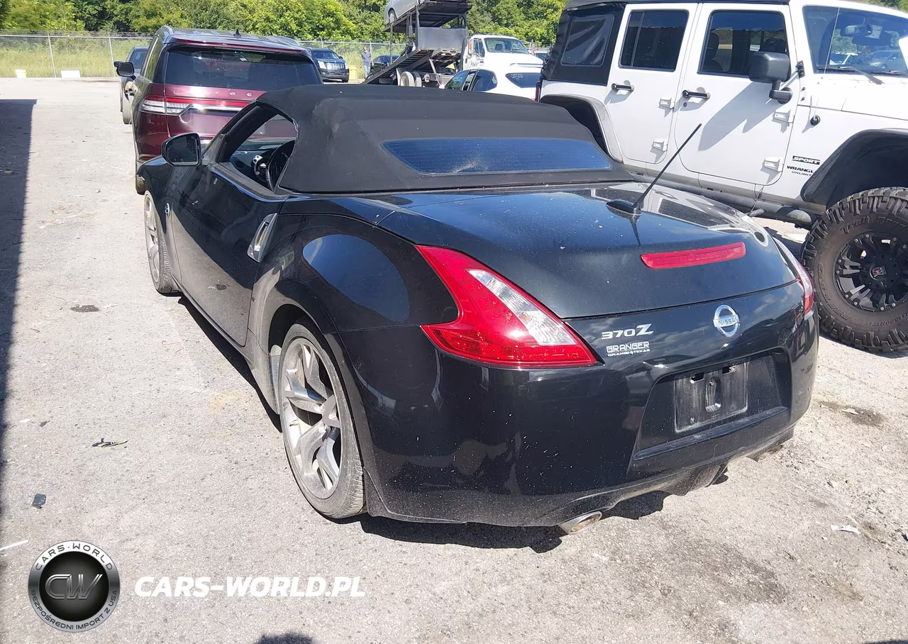 2010 Nissan 370Z Touring VIN:JN1AZ4FH6AM303764 - 3