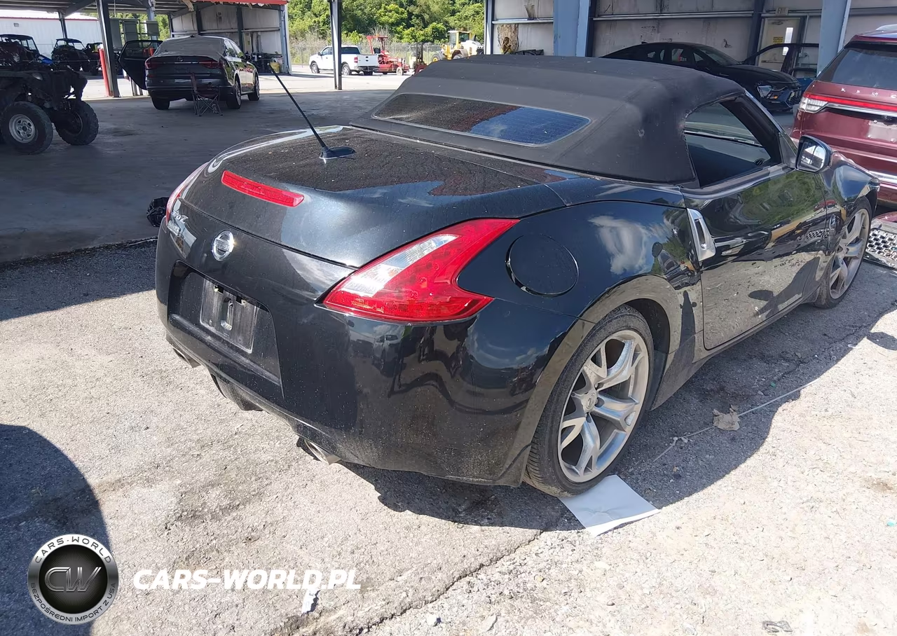 2010 Nissan 370Z Touring VIN:JN1AZ4FH6AM303764 - 4